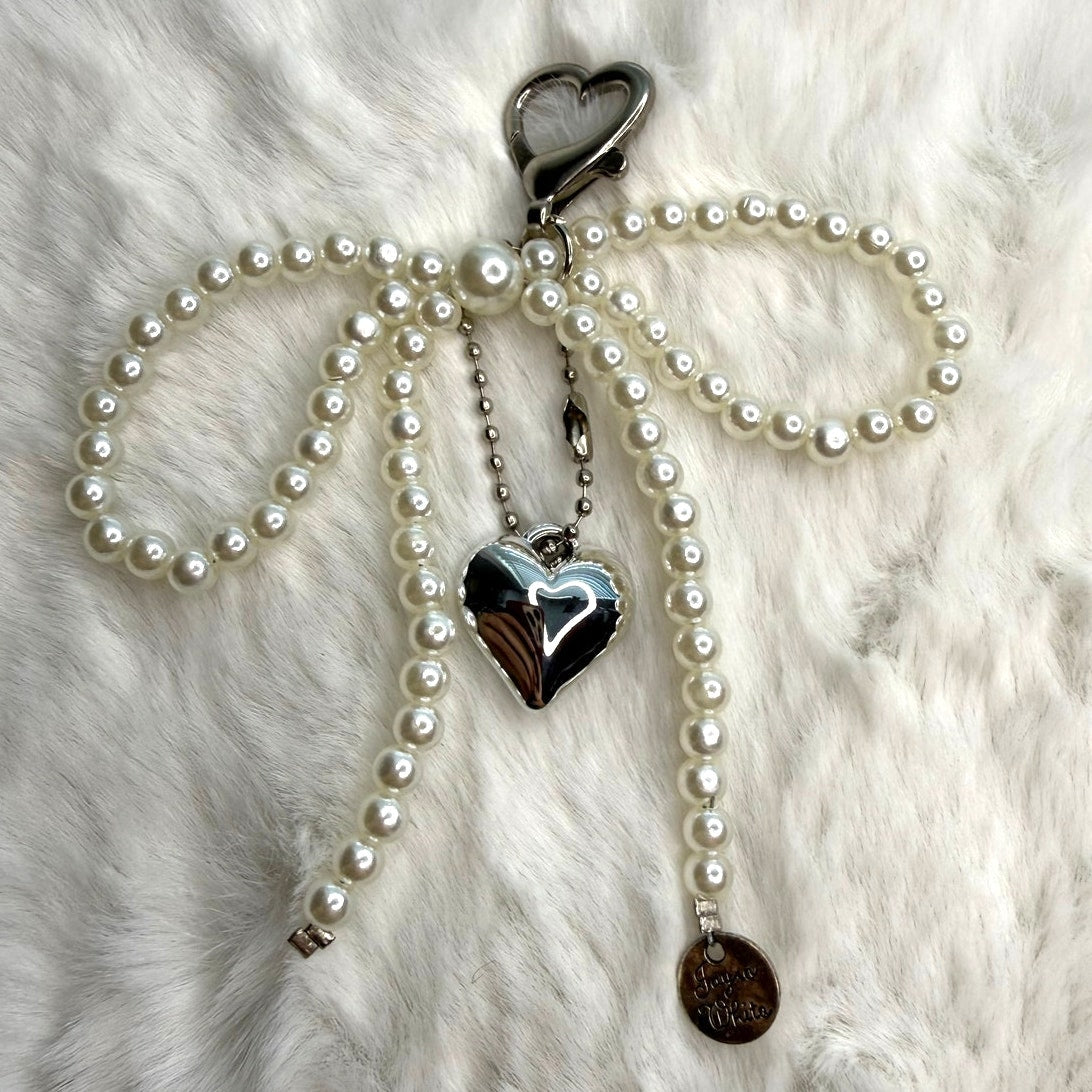 White Bowknot Heart Sweet Charm Pearl Bow Bag Charm Fashion Charm
