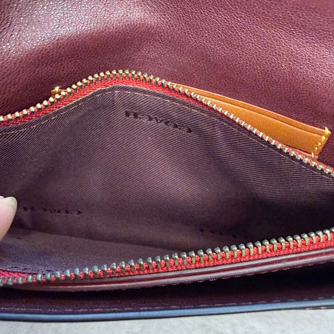 Clutch 209 CHF Glovetanned Leather Clutch Wristlet