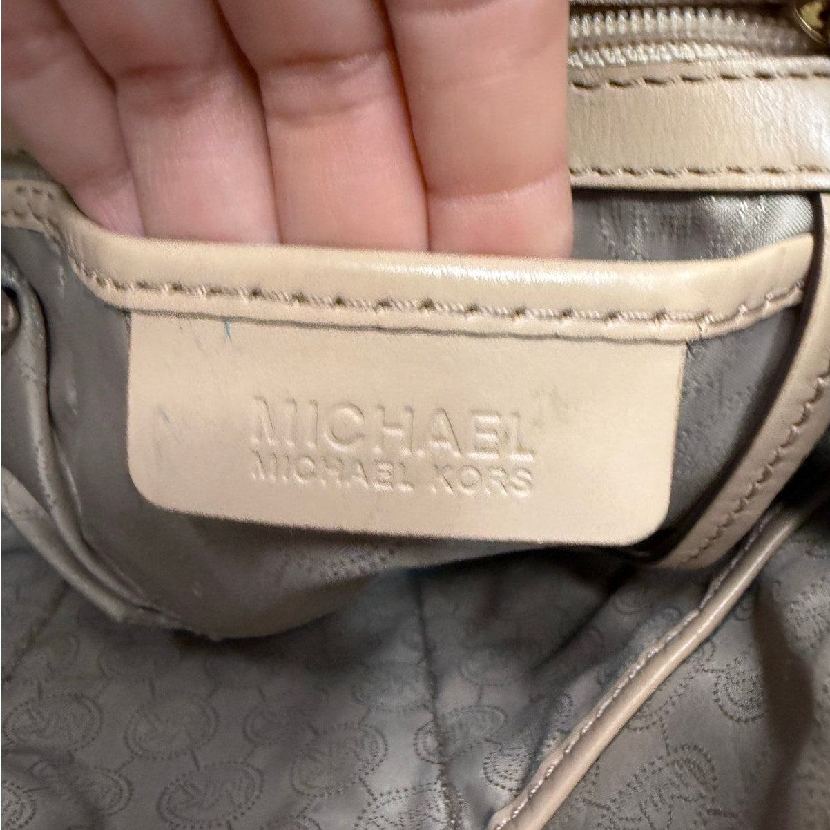 SALE Michael Kors Shoulder Bag Jet Set Monogram White Tan Signature Crossbody