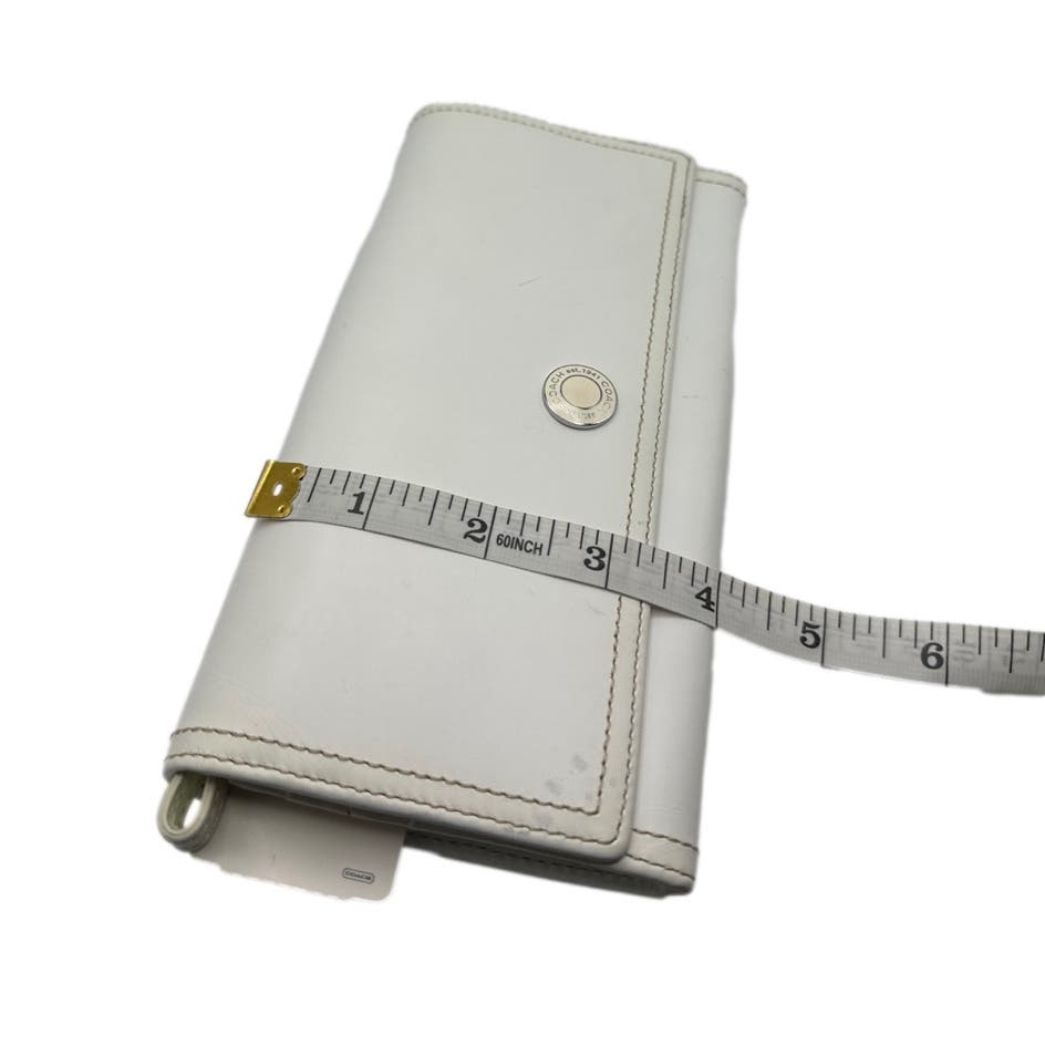 COACH Off White Wallet