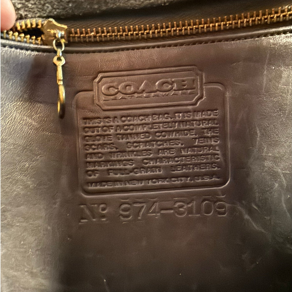 Vintage COACH Classic Shoulder Bag New York City 9170