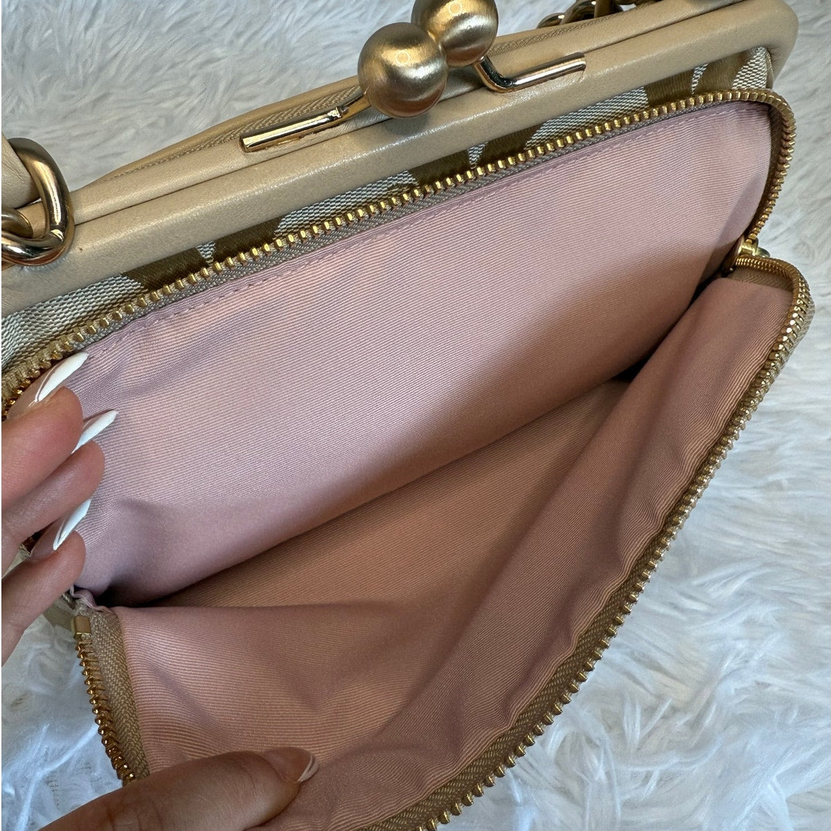 y2k COACH 2008 Parker Op Art Kisslock Shoulder Bag