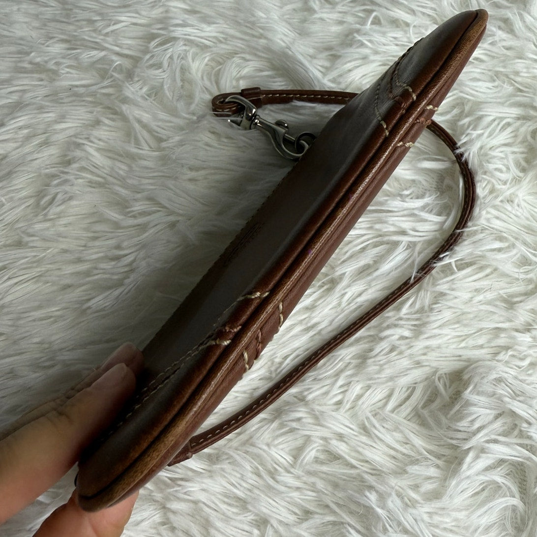 y2k COACH Leatherware Brown Wristlet