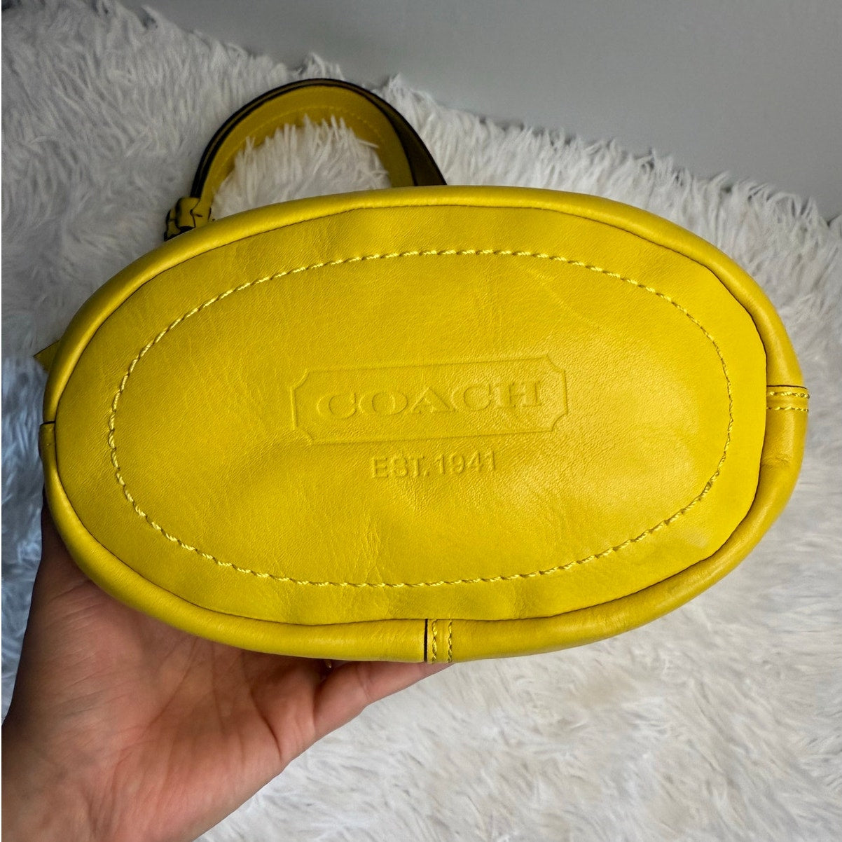 y2k COACH 2007 Bleecker 11422 Yellow Duffle Bucket Shoulder Bag Crossbody