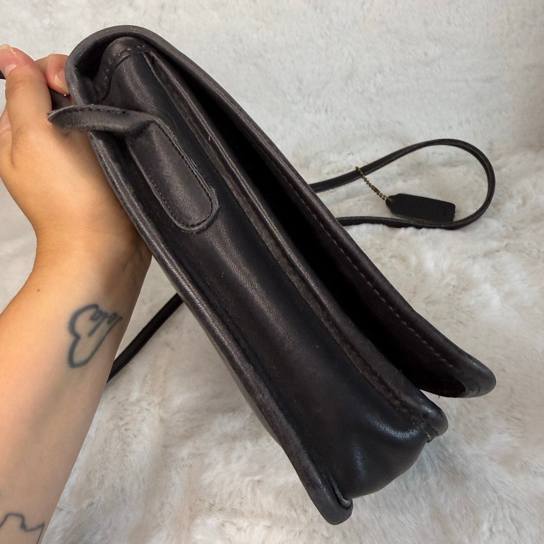 Vintage Coach Compact 9620 Black United States Crossbody Bag