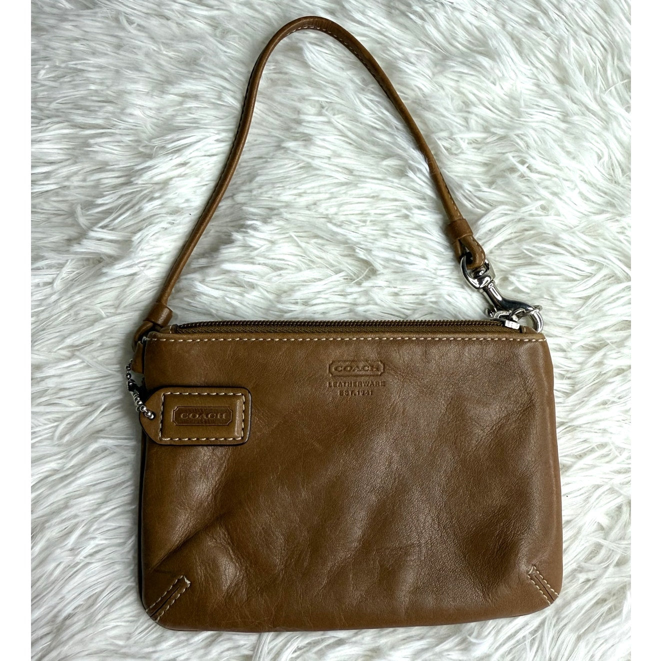 y2k COACH Leather Brown Wristlet