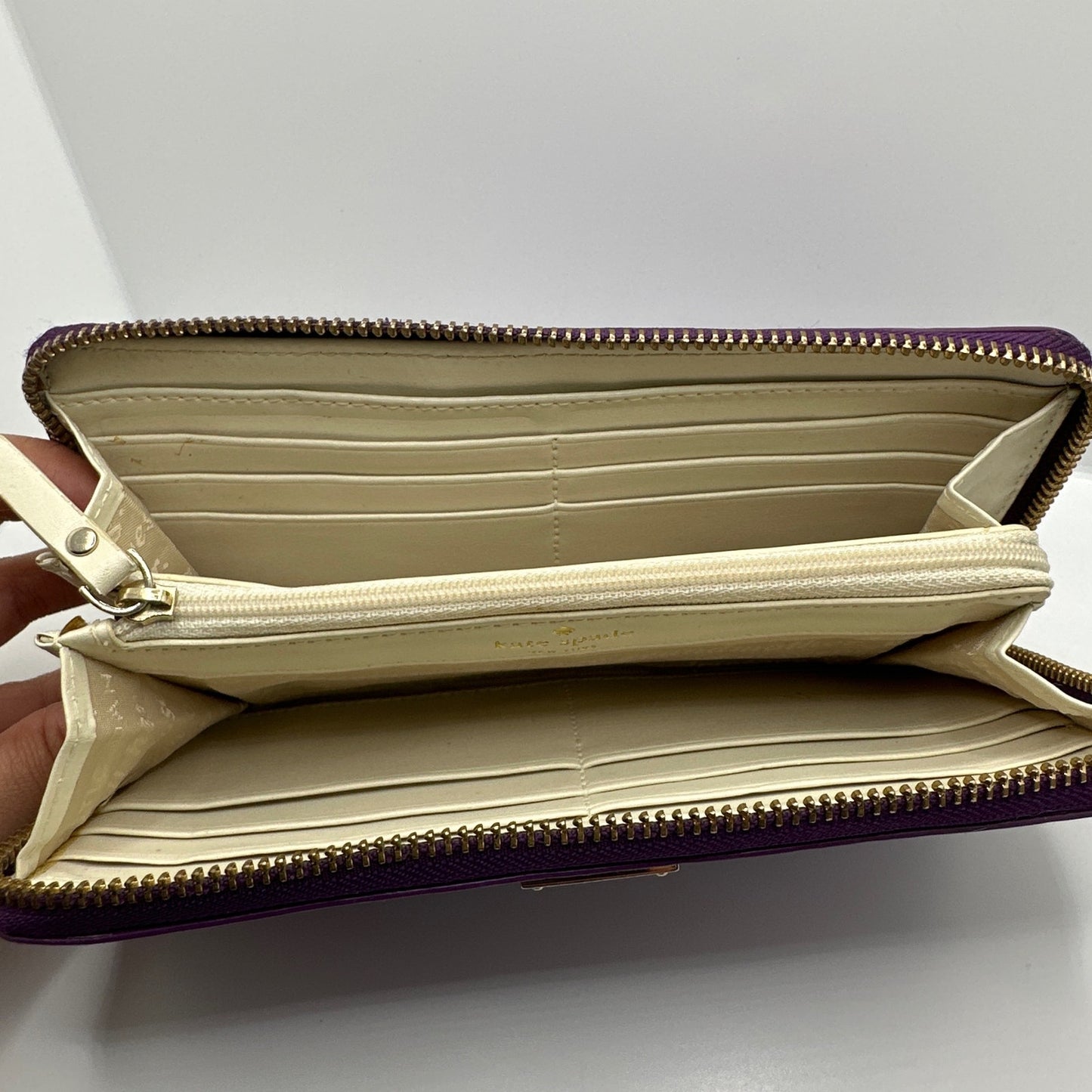 KATE SPADE New York Carmine Street Bazookapik Zip Around Wallet