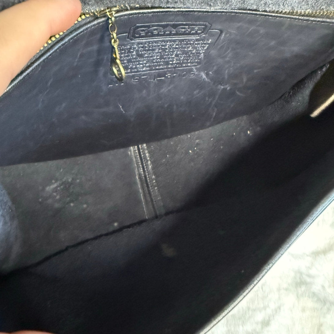 Vintage COACH Classic Shoulder Bag New York City 9170