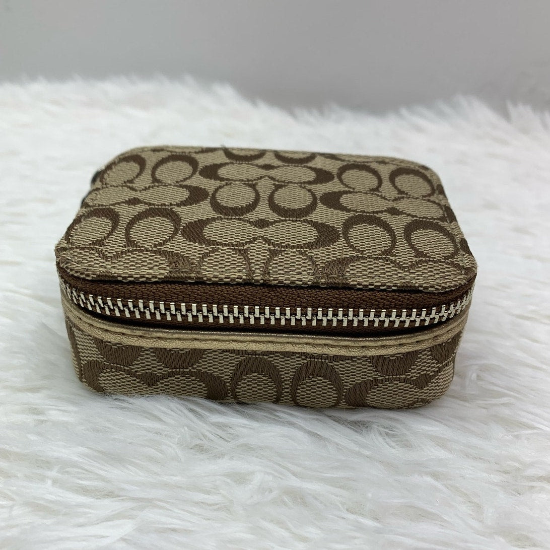 COACH Triple pill case / small case