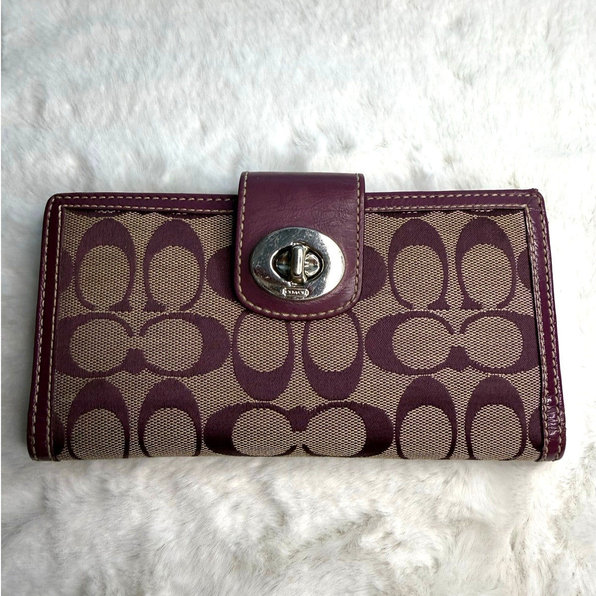 y2k COACH Purple Turnlock Signature Canvas Wallet