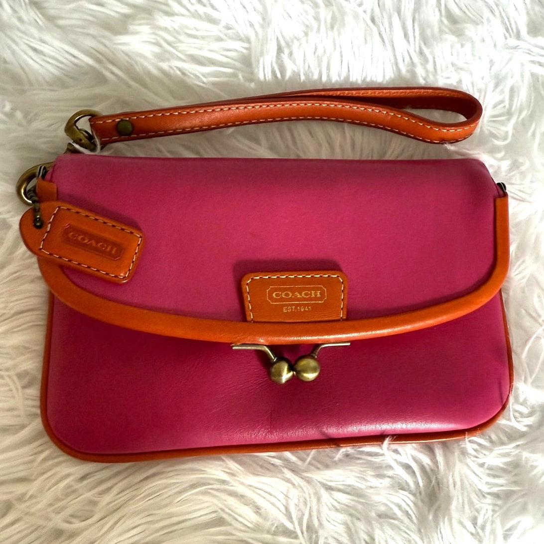 Rare y2k COACH Legacy Clutch Wristlet