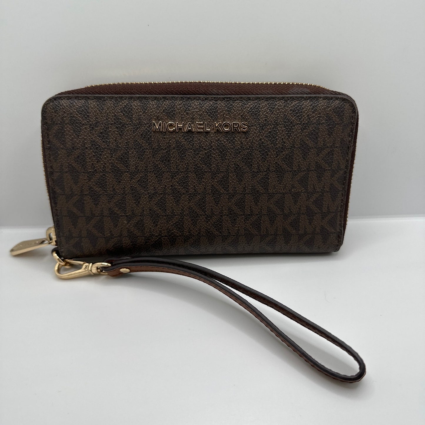 MICHAEL KORS Brown Signature Jet Set Wallet