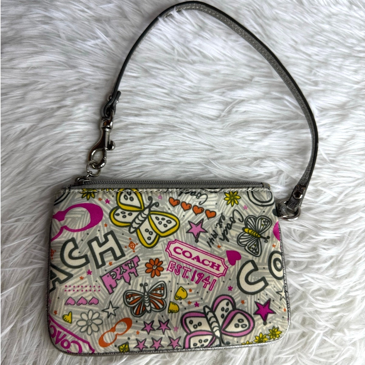 y2k COACH Limited Edition Poppy Graffiti Wristlet