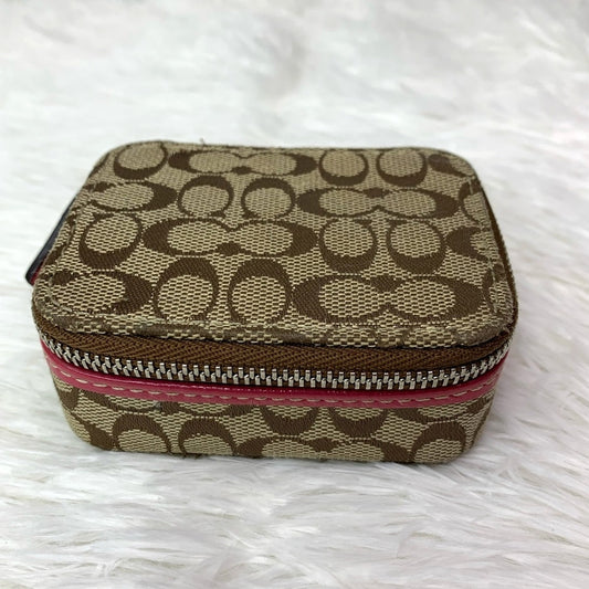 COACH Triple pill case / small case