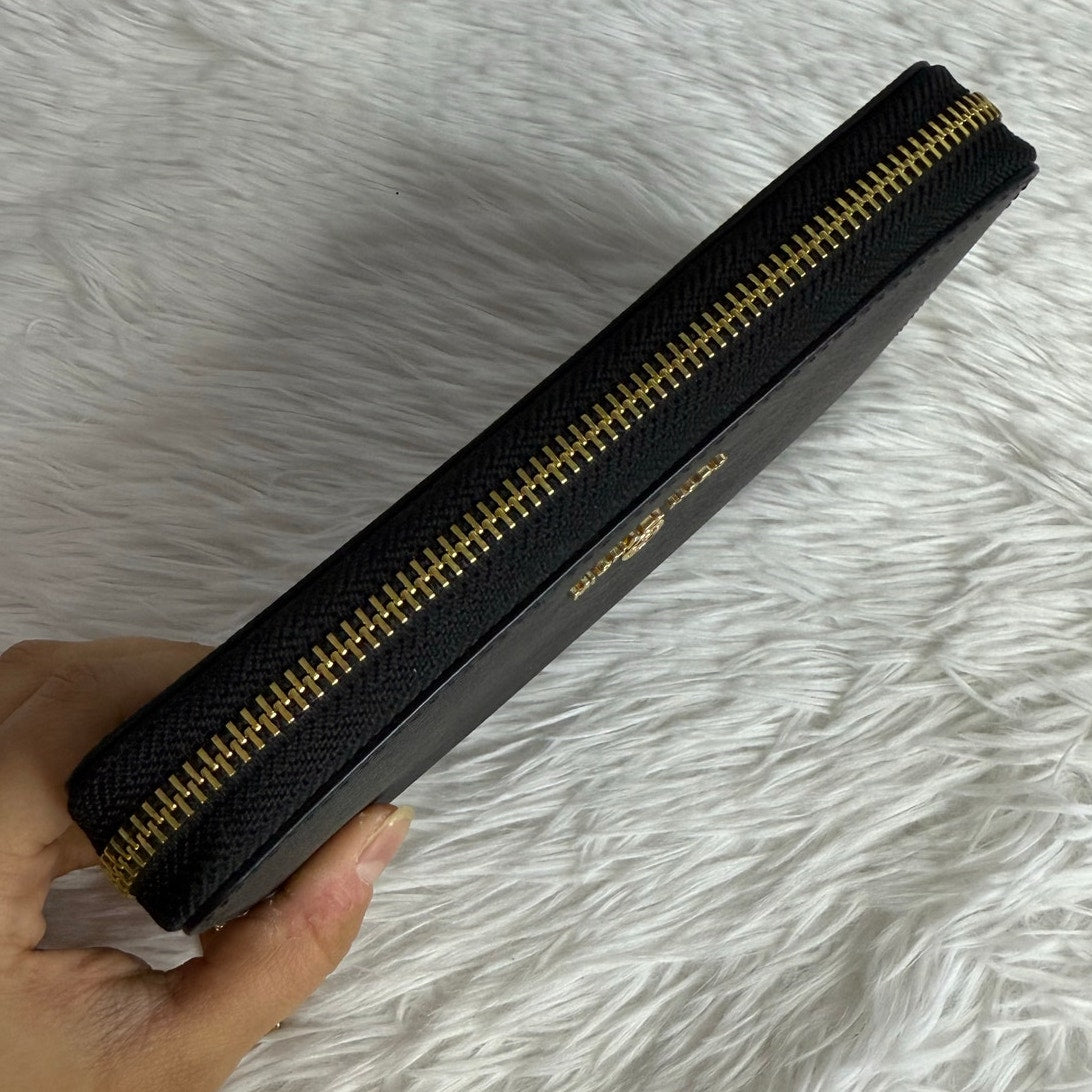 NWOT Michael Kors Black Zip Around Wallet