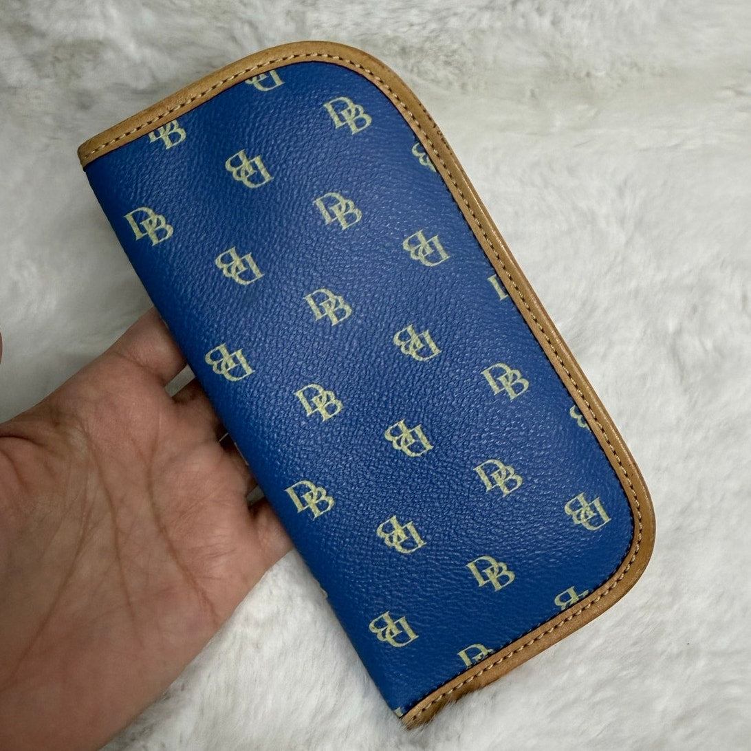 DOONEY & BOURKE Blue Tan Sunglasses Holder