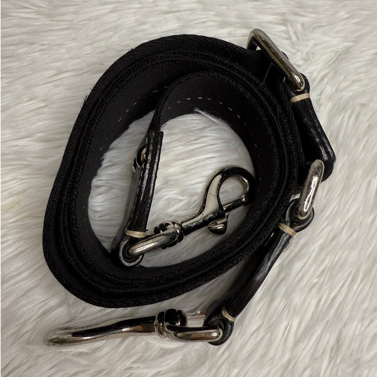 Black Shoulder Replacement Strap