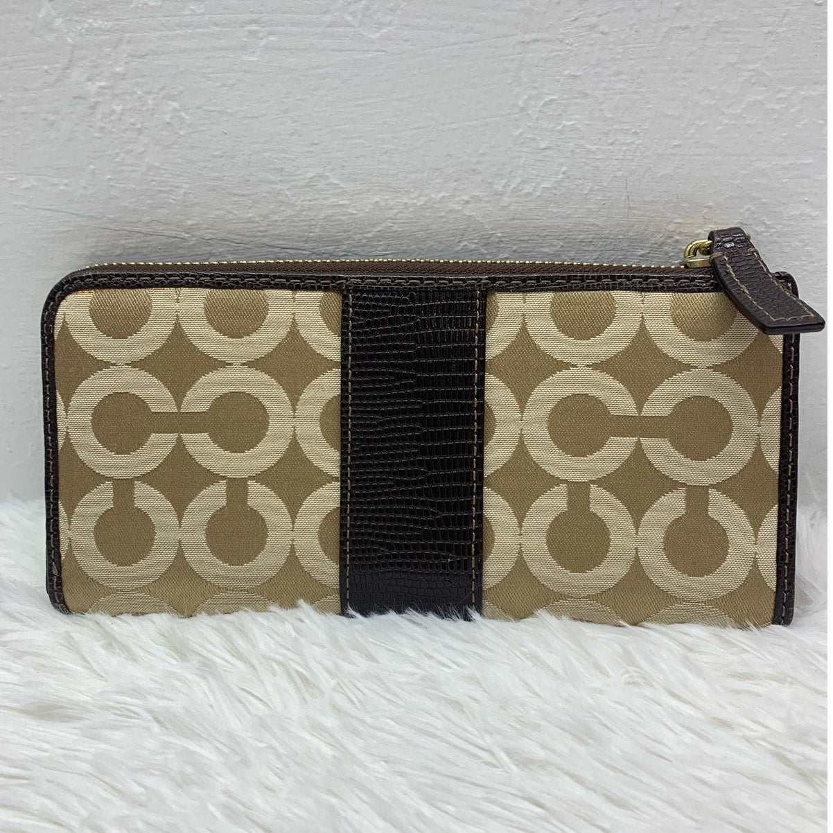 COACH  Julia Khaki Brown Op Art Slim Zip Wallet