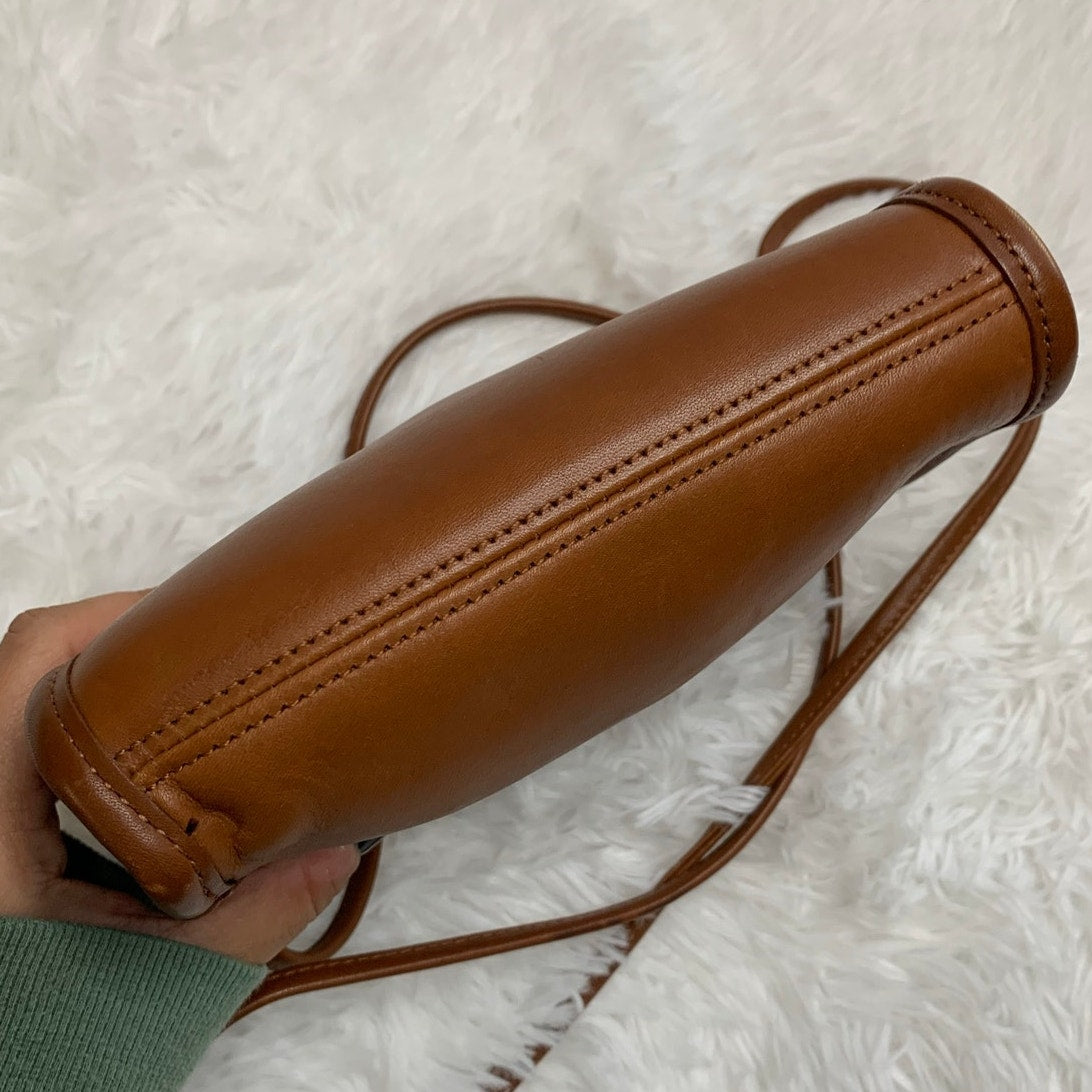 Vintage Coach 9017 Abby British Tan Shoulder Bag Crossbody