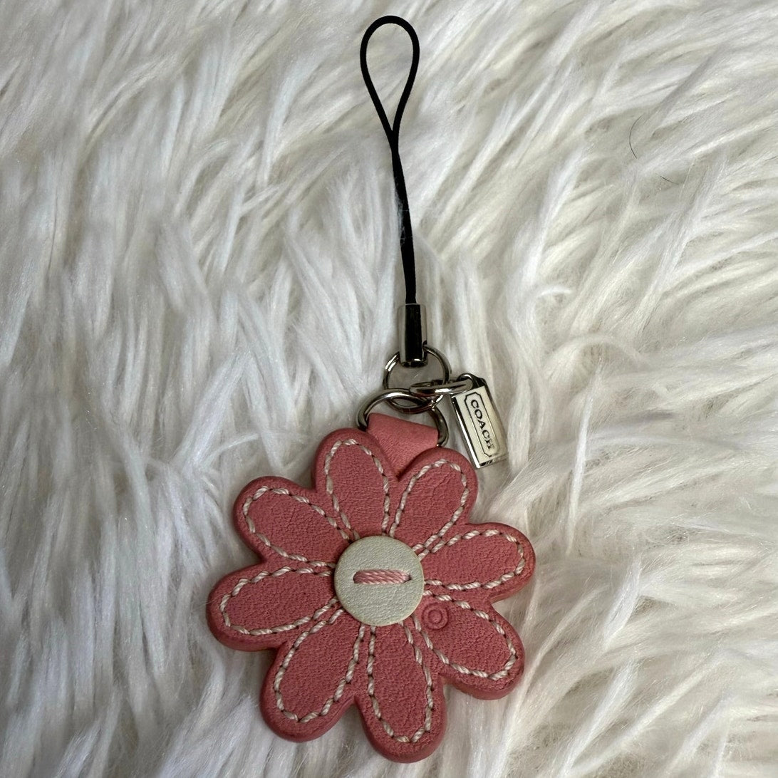 1.5" y2k COACH Vintage Daisy Flower Bag Charm Key Fob
