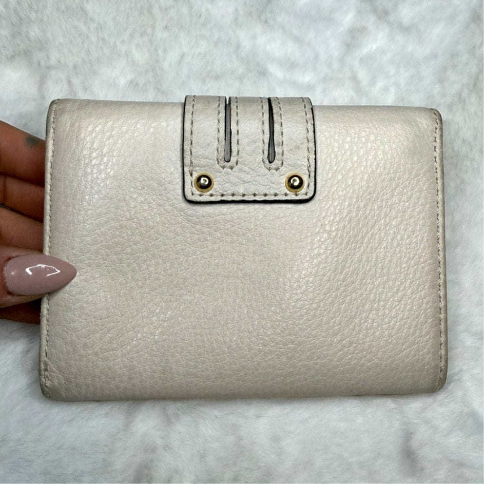 Michael Kors Ivory Med Wallet