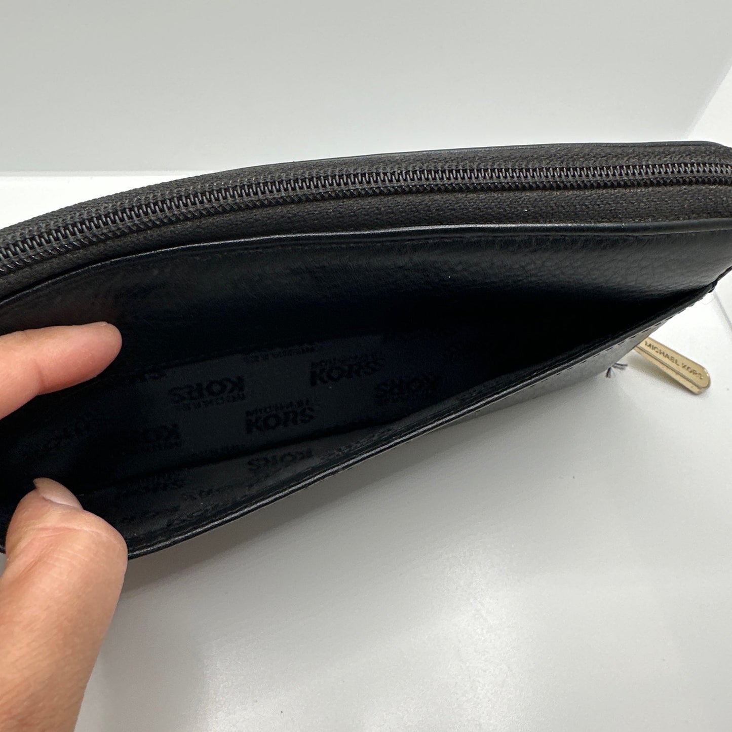 MICHAEL KORS Black Wallet