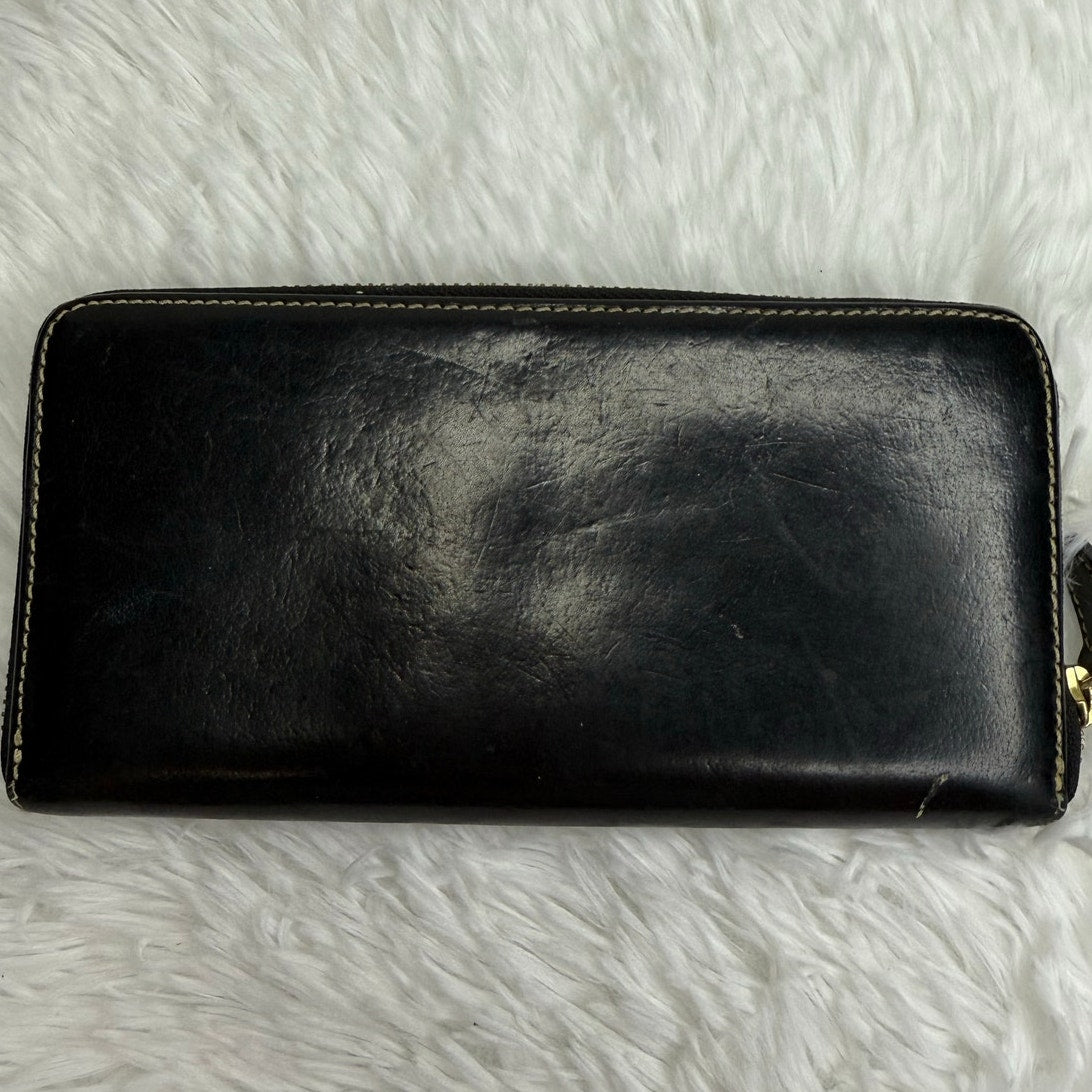 DOONEY & BOURKE Black Zip Around Wallet
