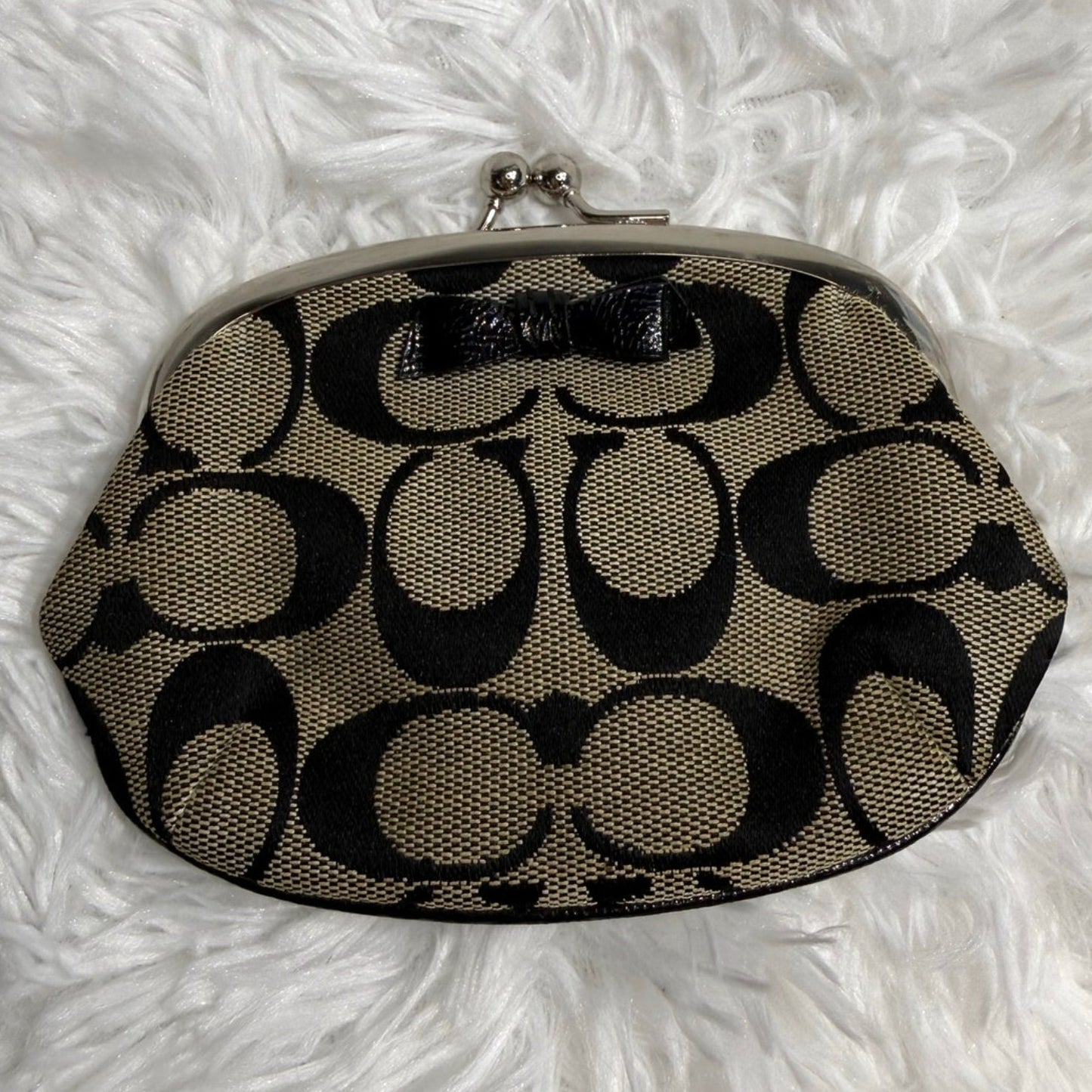 Coach Black Gray Signature Kisslock Pouch