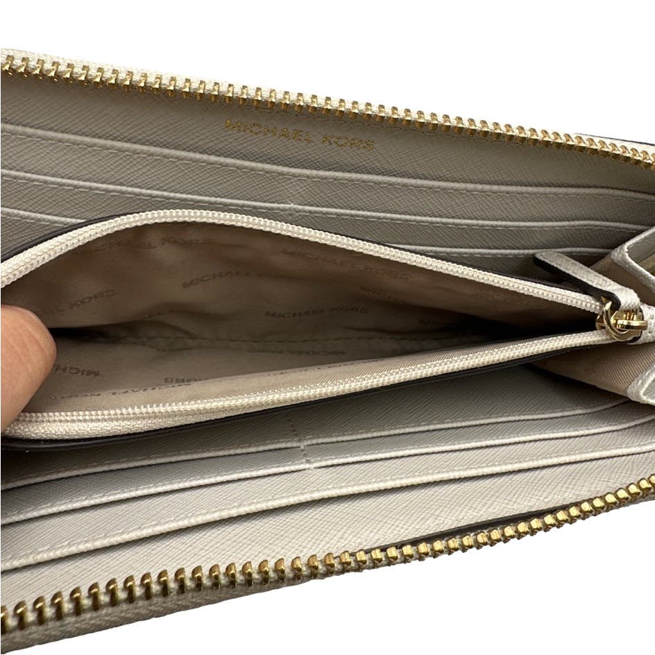 MICHAEL KORS Signature Jet Set Zip Around Wallet