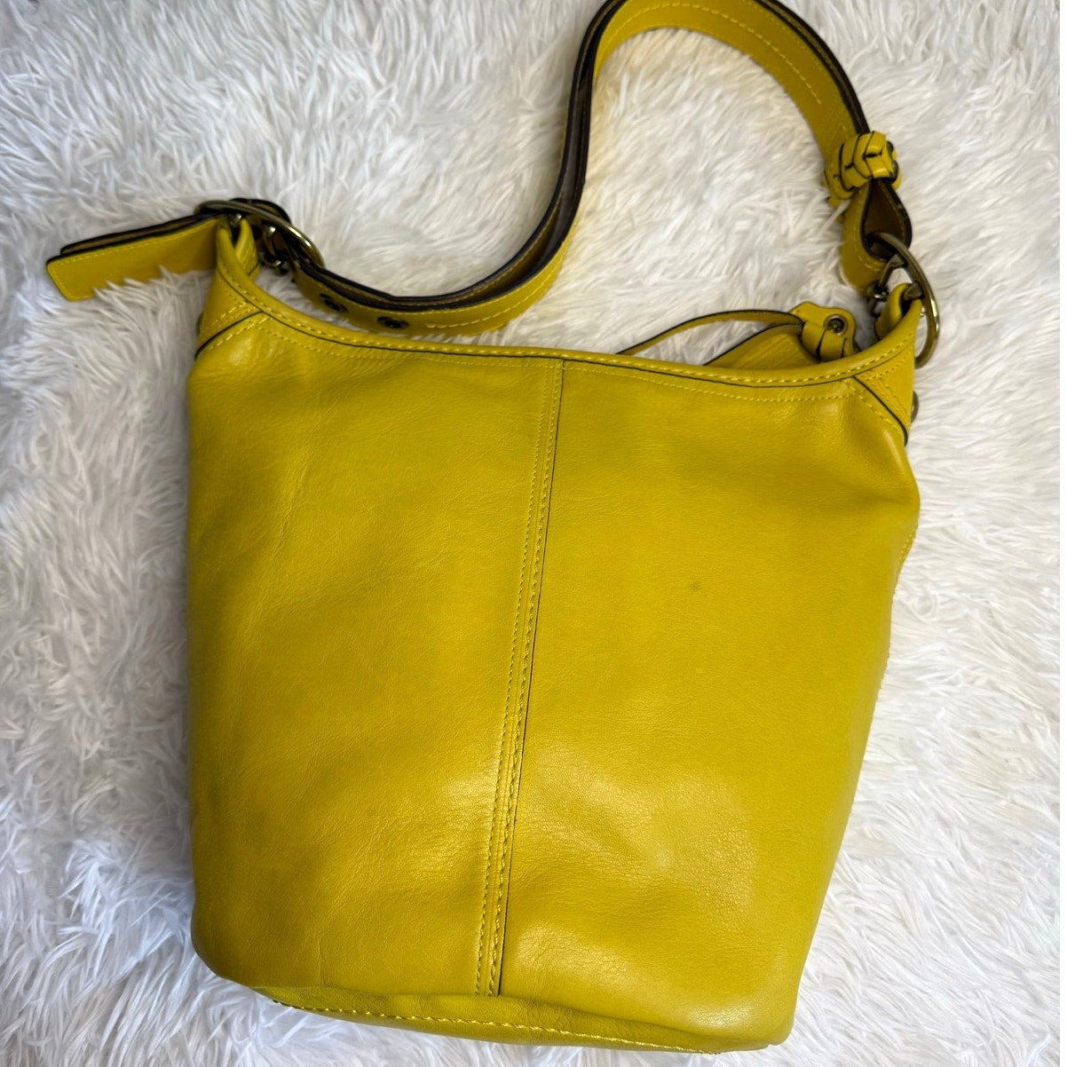 y2k COACH 2007 Bleecker 11422 Yellow Duffle Bucket Shoulder Bag Crossbody