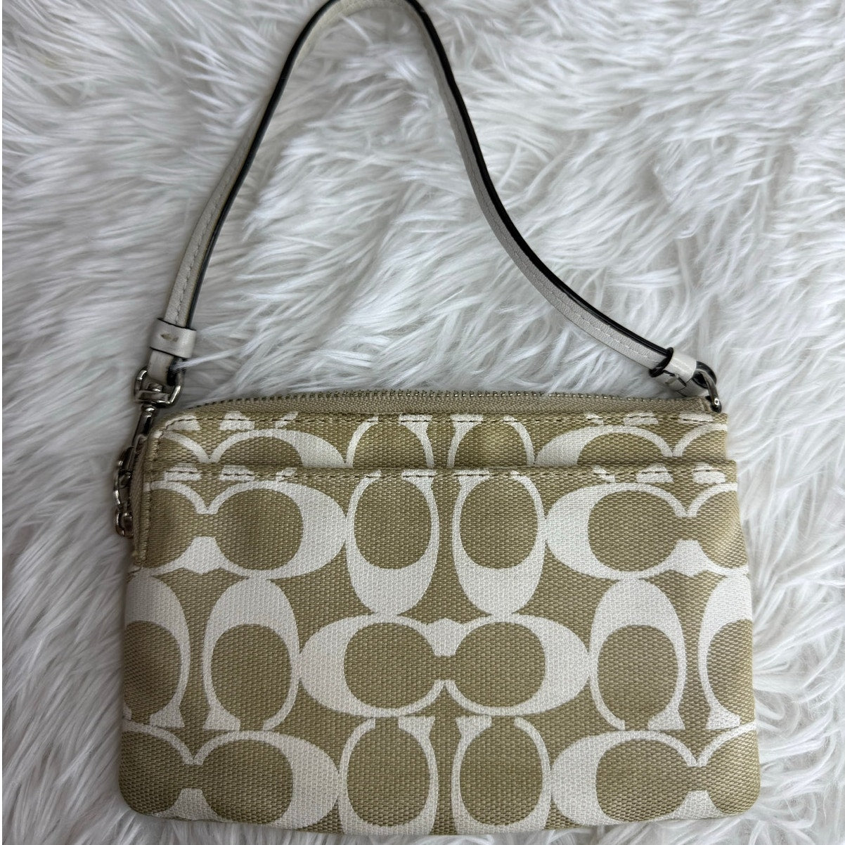 SALE COACH Signature Canvas Beige White Wristlet