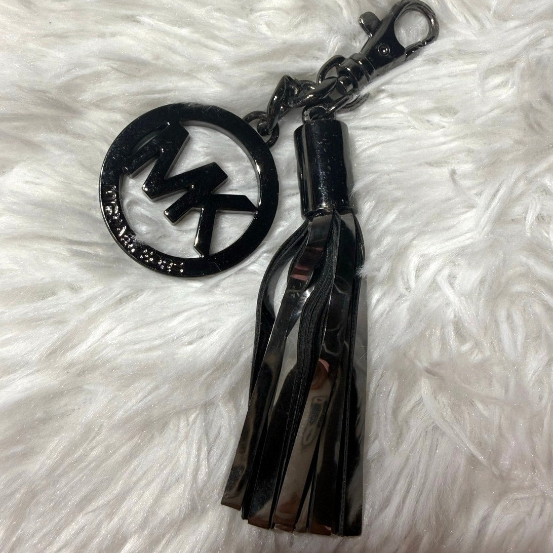 MICHAEL KORS Metallic Dark Gray Bag Charm