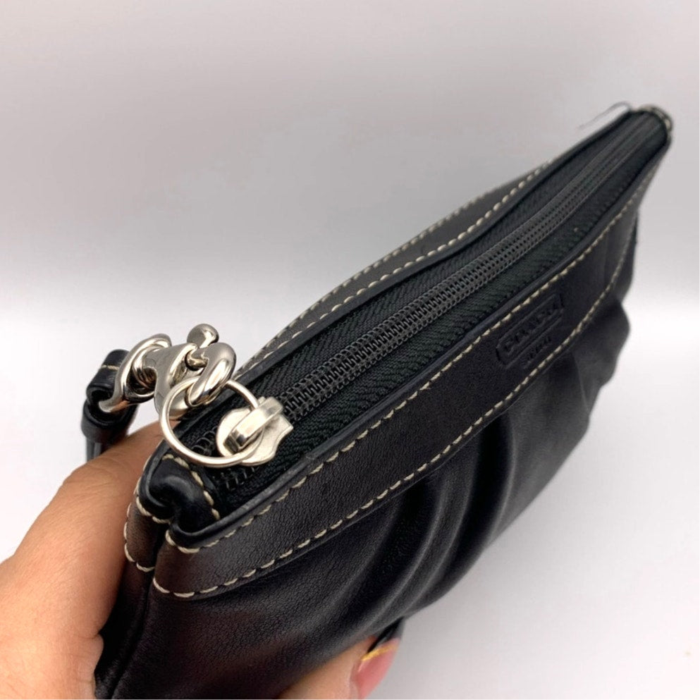 Y2K COACH Leatherware Black Wristlet
