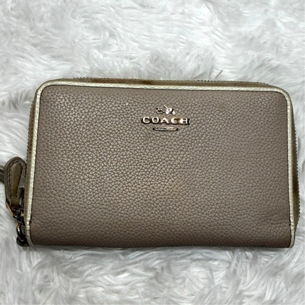 Coach Medium ID Zip Around Wallet