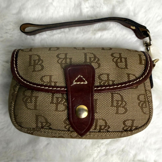 DOONEY & BOURKE Brown Signature Canvas Wristlet