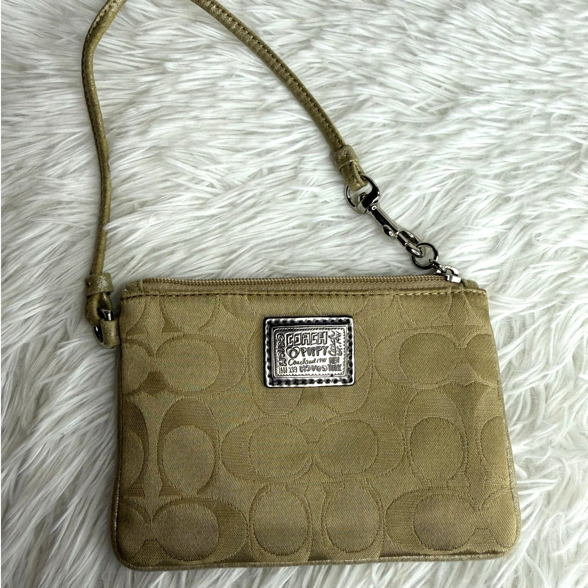 SALE COACH Poppy Tan Signature Canvas Wristlet