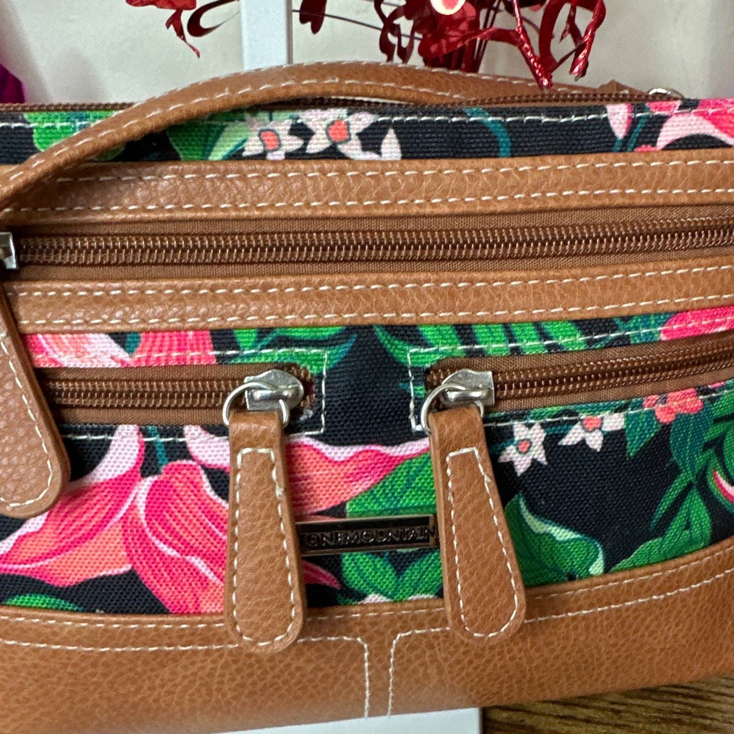 STONE MOUNTAIN Floral and Brown Hobo Shoulder bag w/ Wristlet