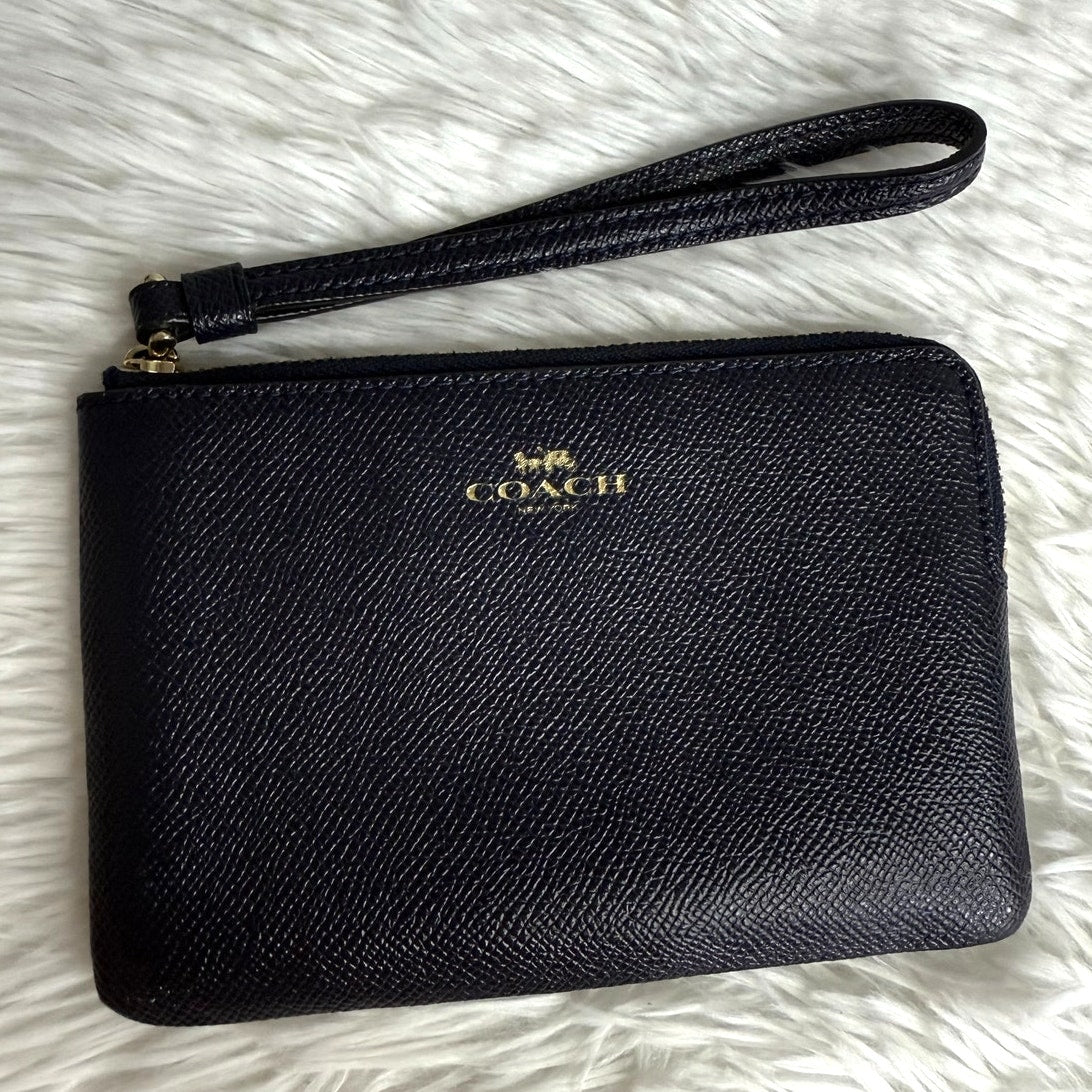 COACH NAVY Wristlet
