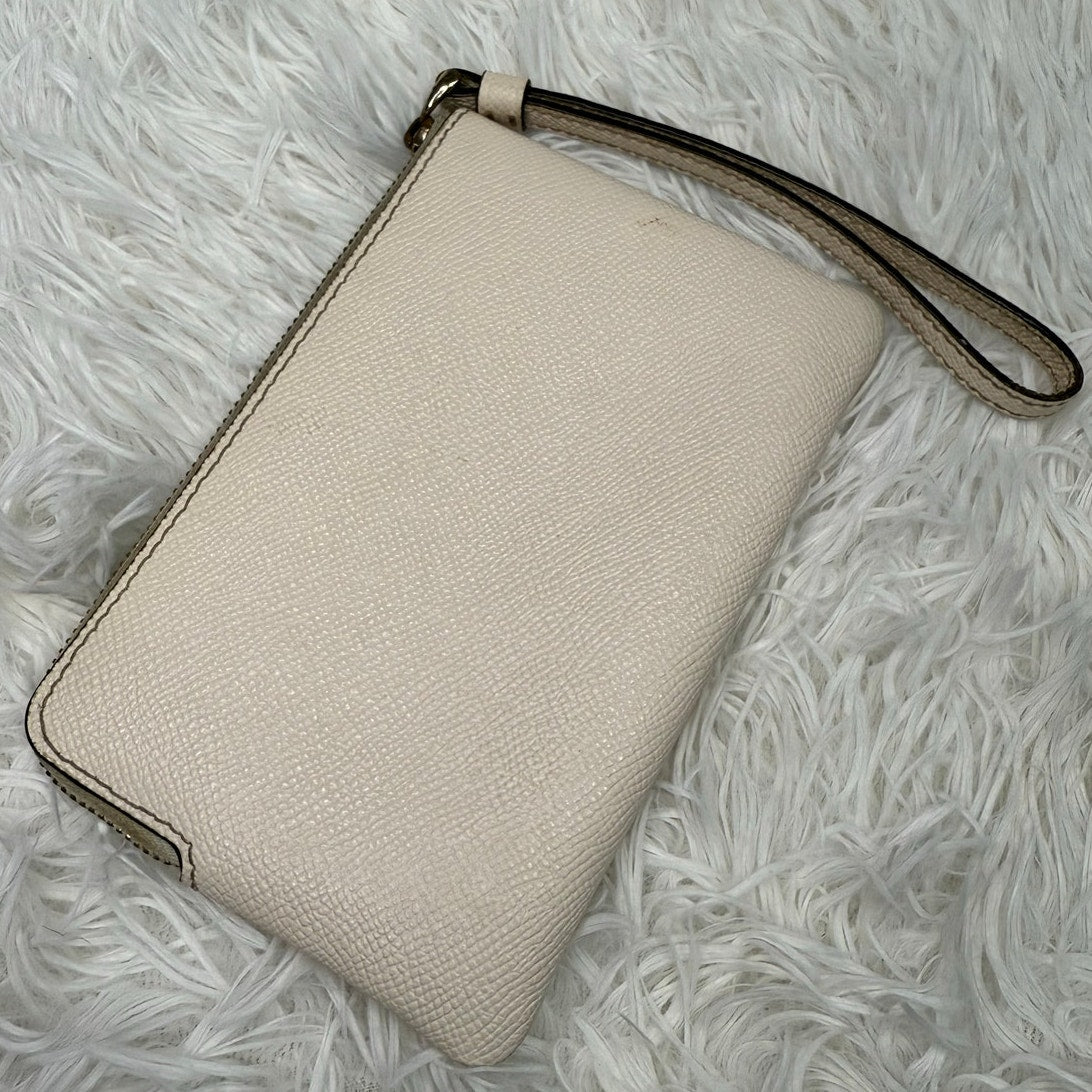 COACH White Zip Wristlet