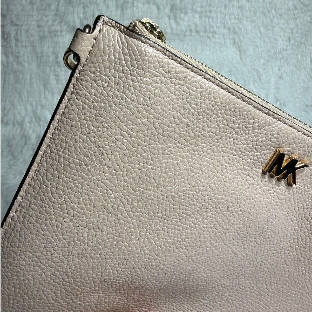 Michael kors Blush Large Wristlet