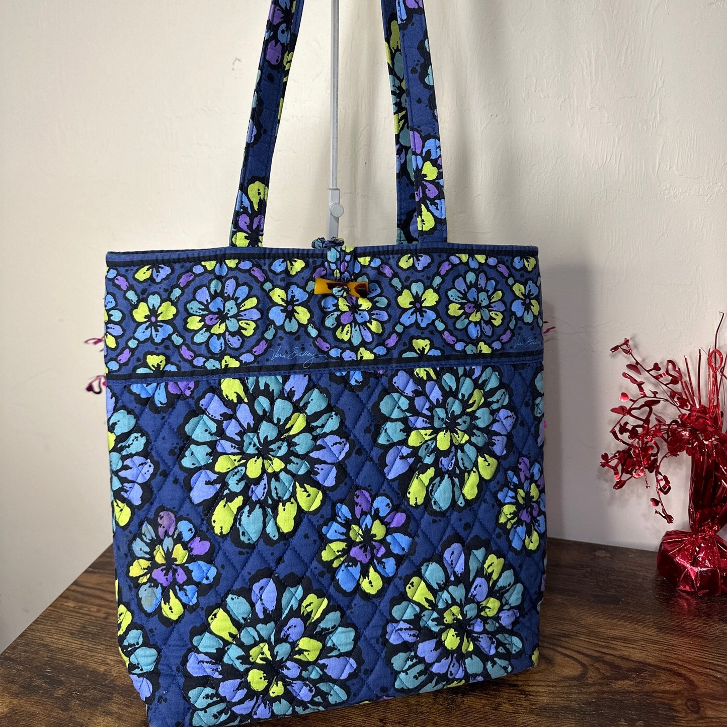 VERA BRADLEY Indigo Pop Blue Flower Tote