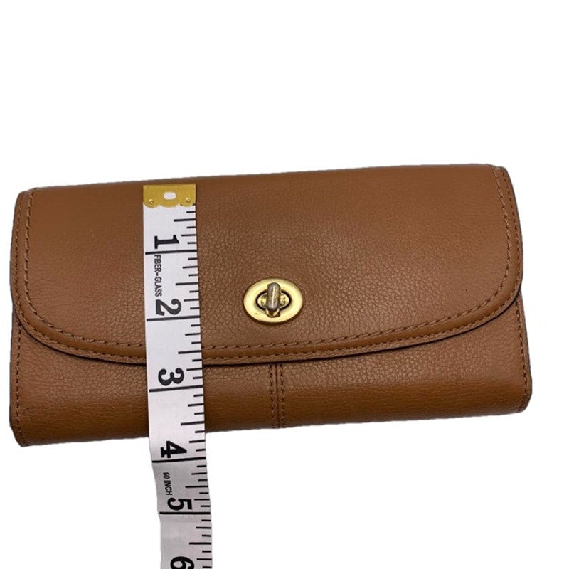 COACH  Brown Turnlock Wallet