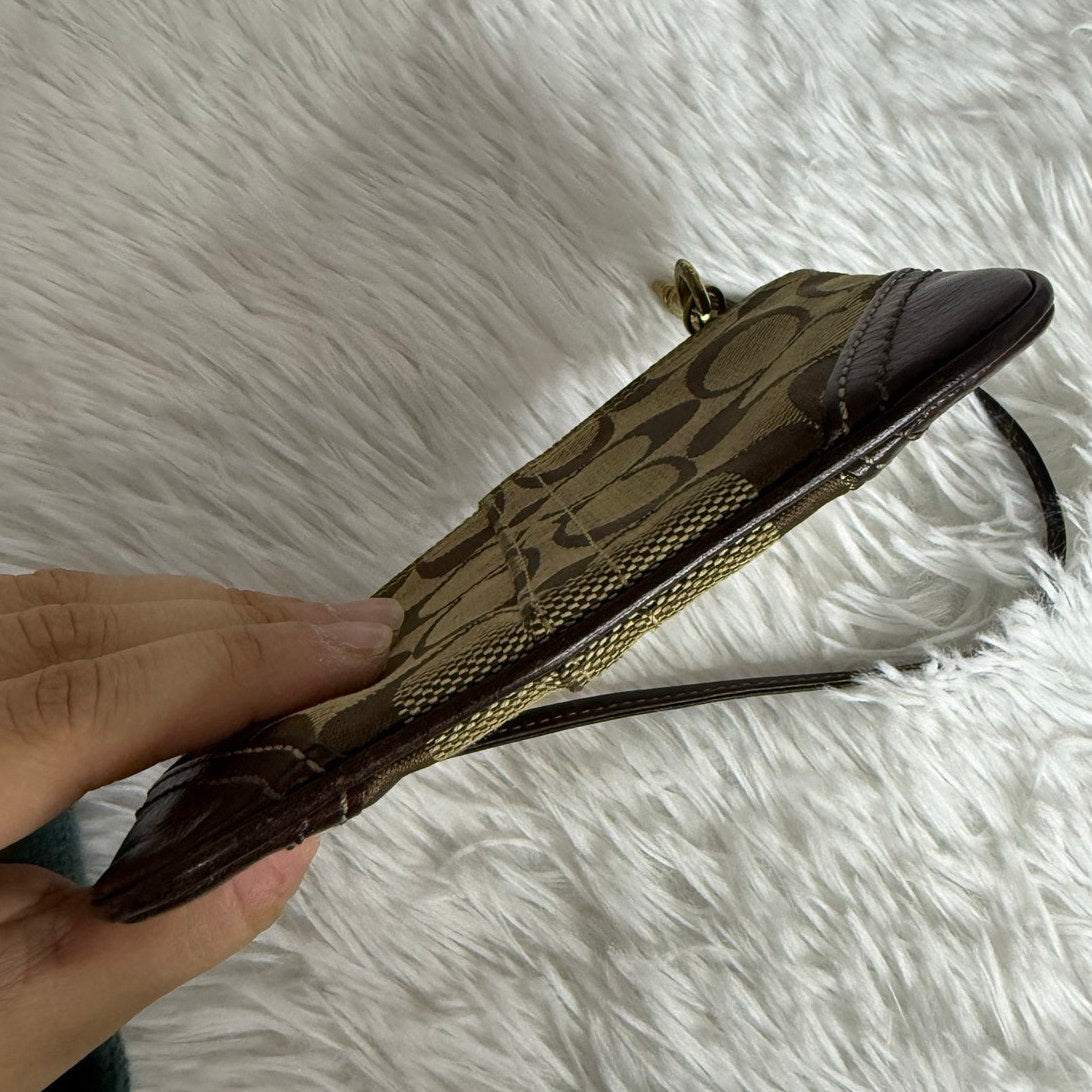 y2k COACH Brown Signature Canvas Wristlet