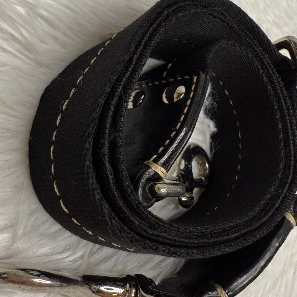 Black Shoulder Replacement Strap