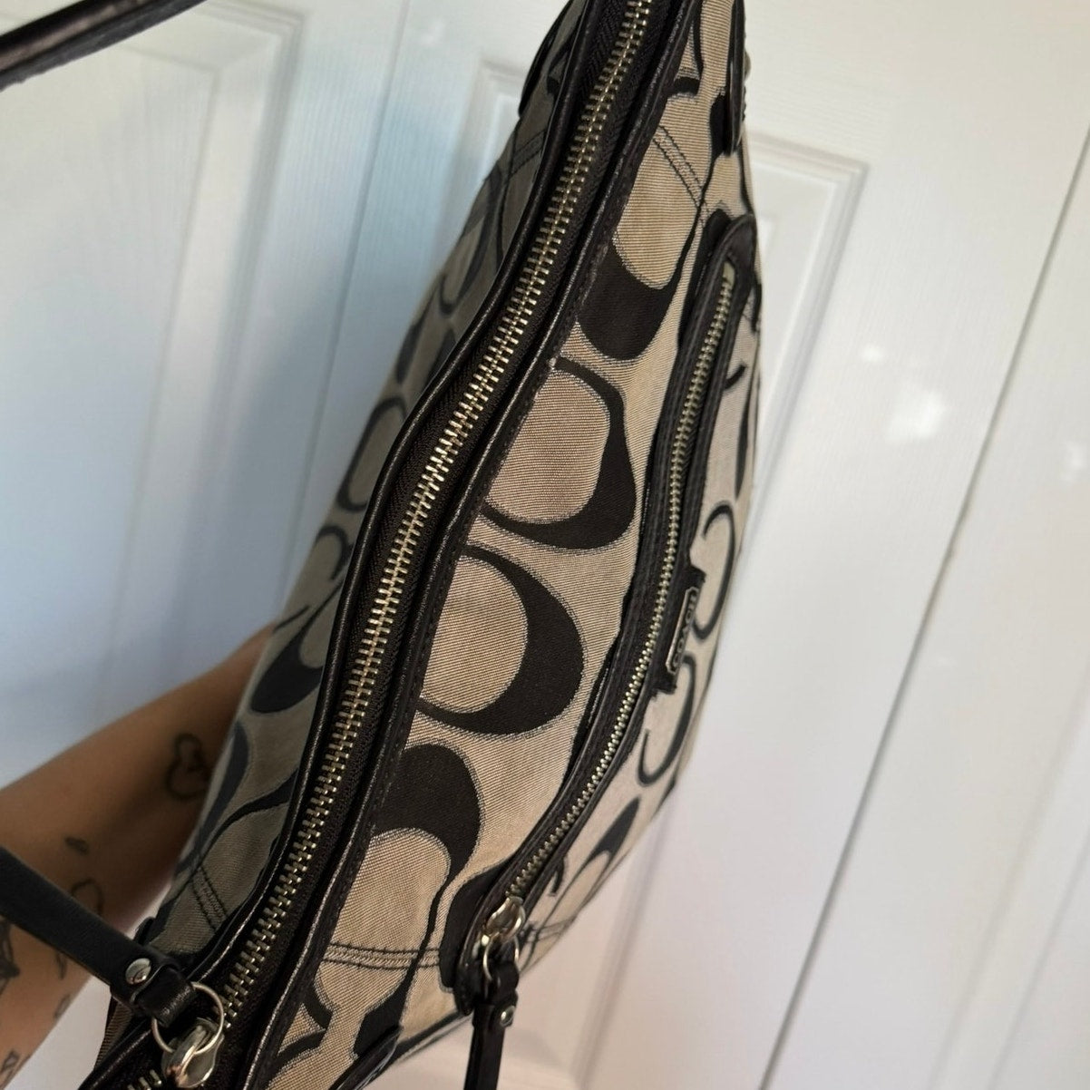 Coach F23918 Daisy Convertible Hobo Shoulder Bag
