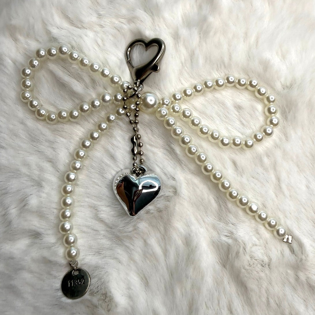 White Bowknot Heart Sweet Charm Pearl Bow Bag Charm Fashion Charm