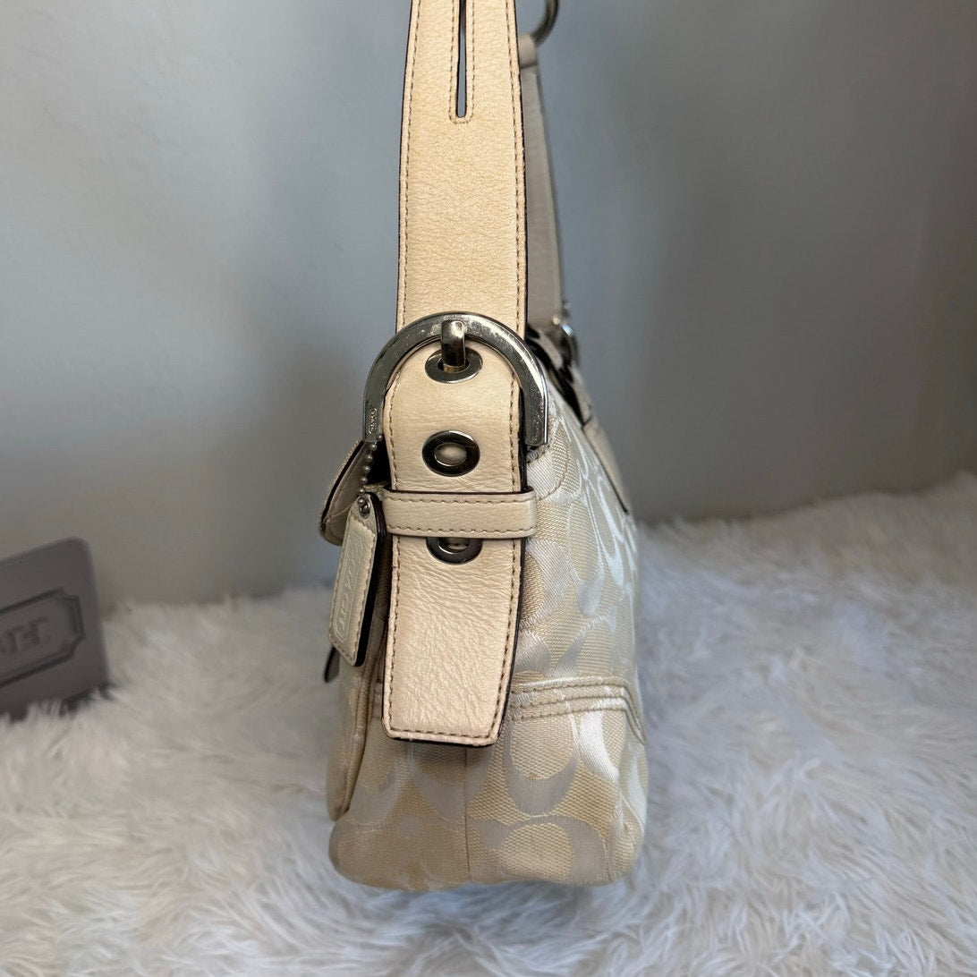 y2k COACH Vintage 6314 Soho Flap Buckle Shoulder Bag