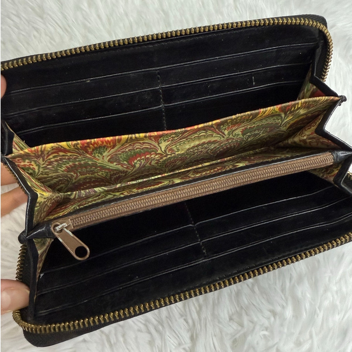 DOONEY & BOURKE Black Zip Around Wallet