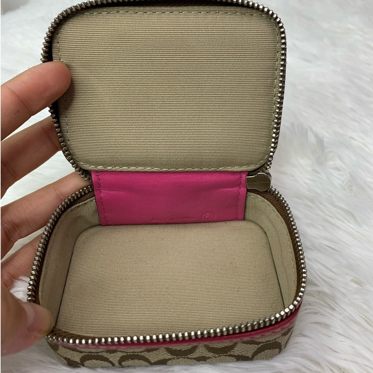 COACH Triple pill case / small case