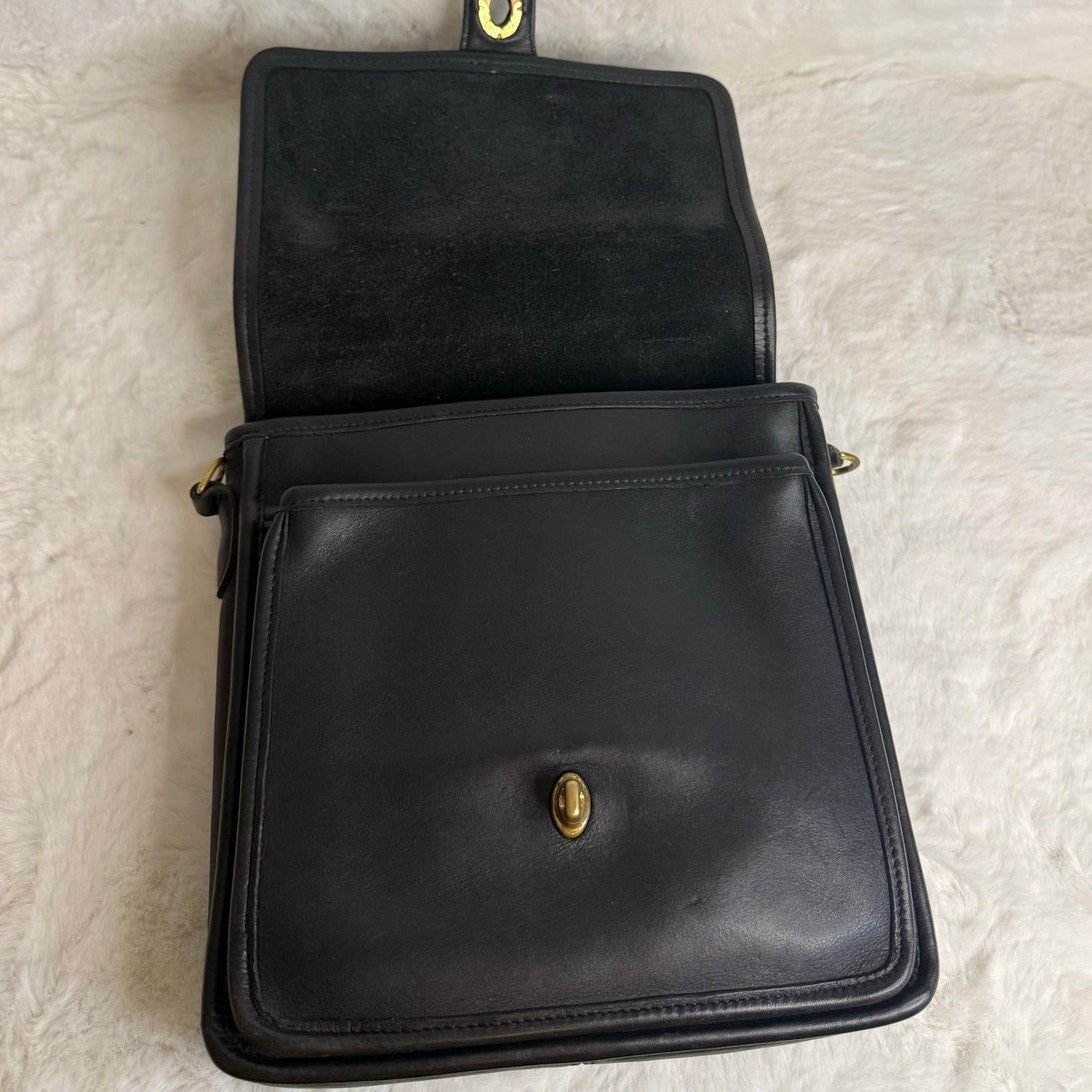 Vintage Coach 5130 Station Black Leather Crossbody Bag Purse
